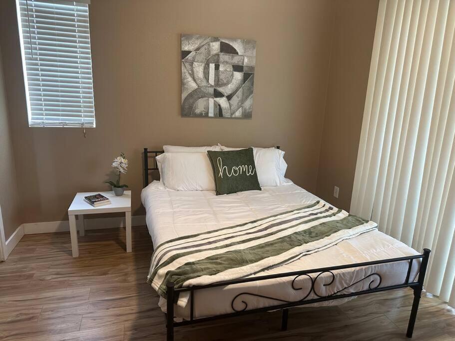 2Br Condo 15 Mins To Downtown Phoenix With Pool & Spa Kültér fotó